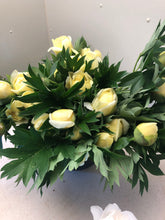 Load image into Gallery viewer, Peony Bartzella potted peony